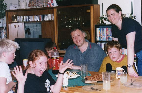 Dinner.JPG (47853 bytes)