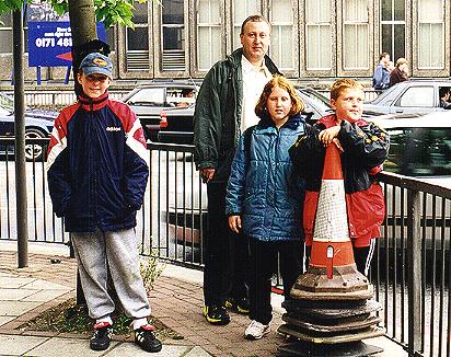 London_City2.JPG (51903 bytes)