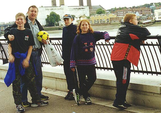 View_at_Greenwich.JPG (56575 bytes)